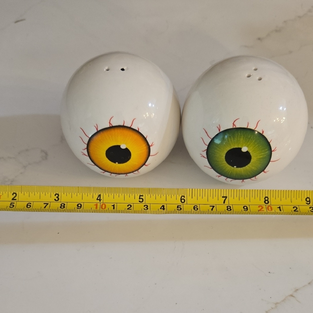 Source Unknown Eyeball Salt and Pepper Shakers - White, Yellow, Green